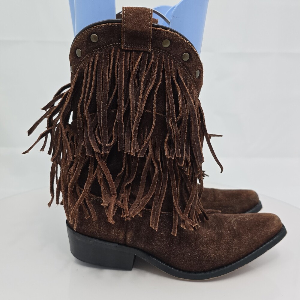 Shyanne Youth Girls 2 D Brown Suede Fringe Snip Toe Cowboy Boots 43514C Studded